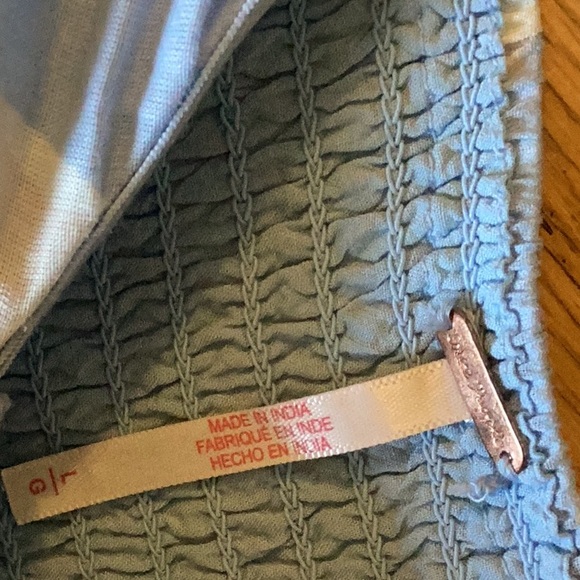 Free People like new worn twice size large. Blue white and gray smocked bodice - Picture 7 of 8